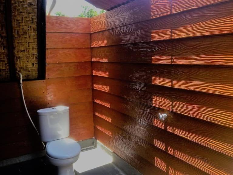 Good Vibes Bungalows Gili Trawangan Exterior photo