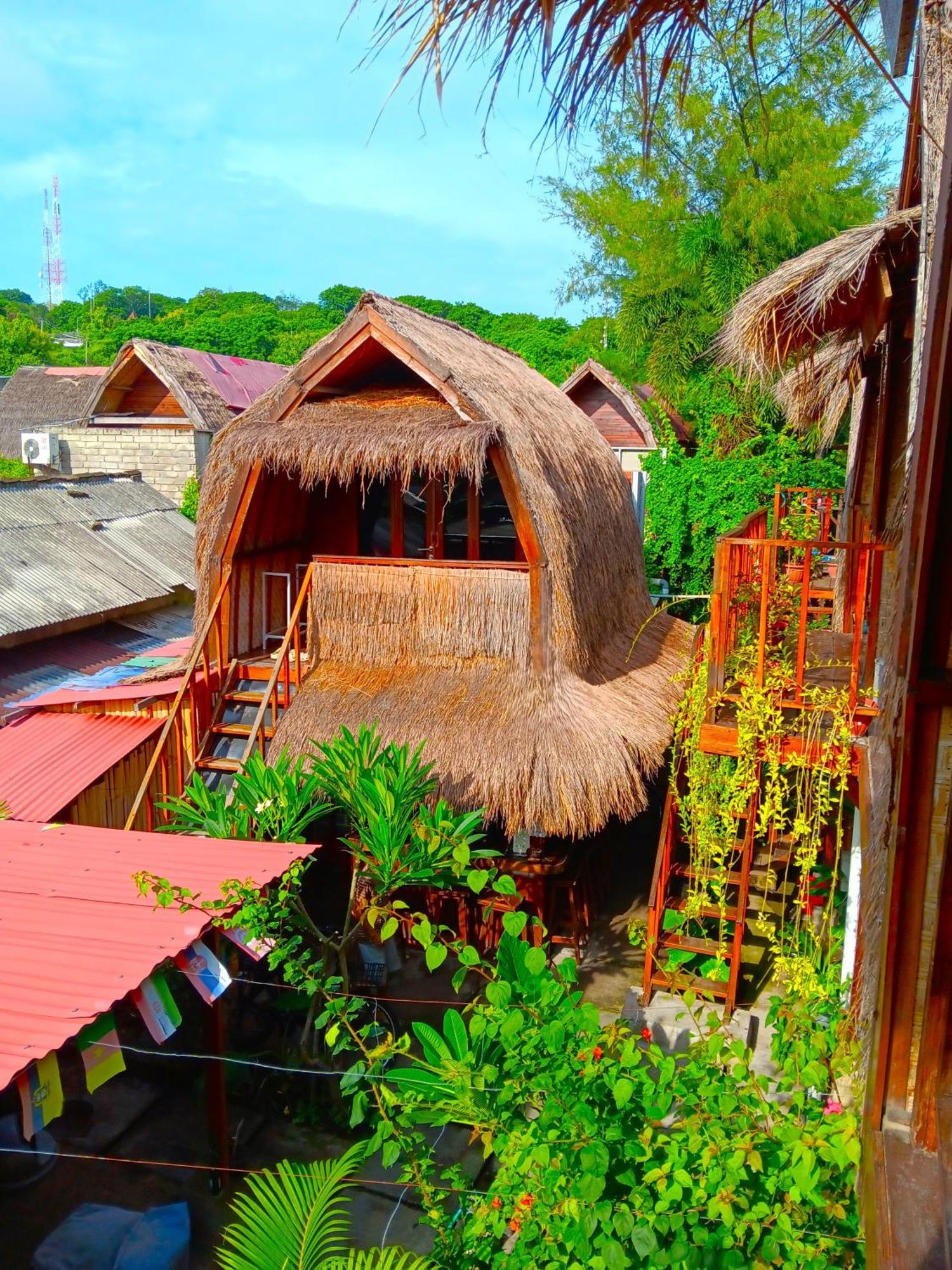 Good Vibes Bungalows Gili Trawangan Exterior photo