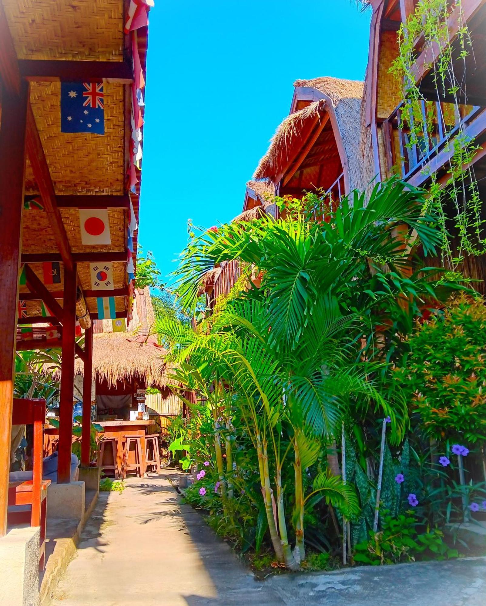Good Vibes Bungalows Gili Trawangan Exterior photo